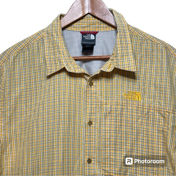 The North Face Button Down Zip Pocket Short Sleeve Yellow Plaid Men's Size XL - Picture 2 of 13